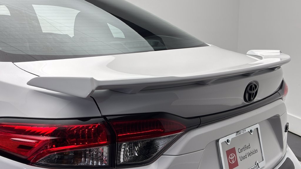 Certified 2026 Toyota Corolla SE w/ SE Package FWD image 10