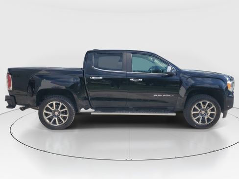 Used 2021 GMC Canyon Denali RWD image 2