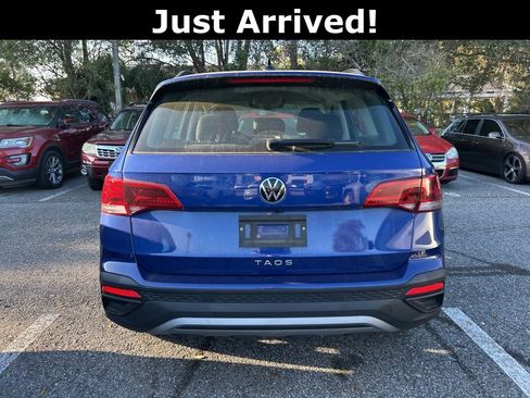 Used 2024 Volkswagen Taos S image 2