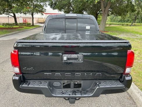 Used 2021 Toyota Tacoma SR AWD/4WD image 5