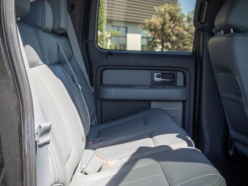 Used 2014 Ford F150 XLT w/ Equipment Group 302A Luxury AWD/4WD image 27