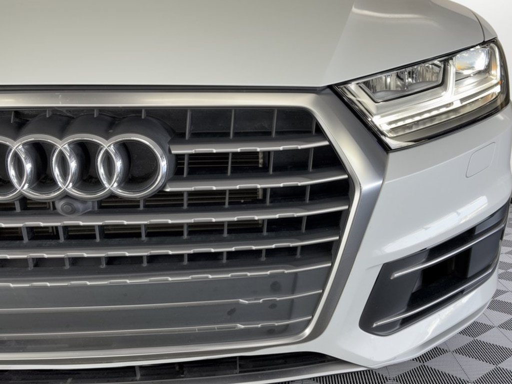 Used 2017 Audi Q7 3.0T Premium Plus w/ Premium Plus Package AWD/4WD image 12