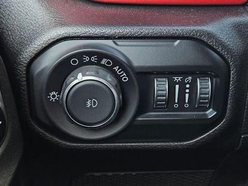 Used 2021 Jeep Wrangler Unlimited Rubicon AWD/4WD image 19