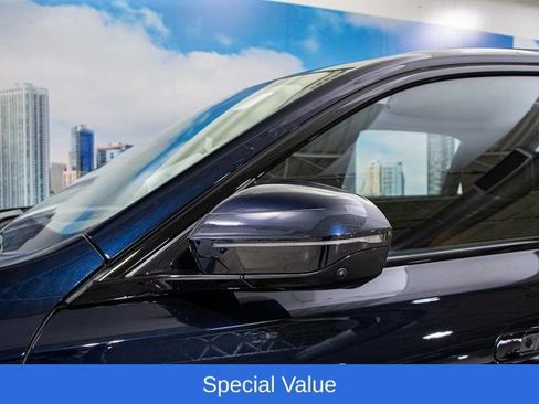 Used 2025 BMW 760i xDrive w/ Executive Package AWD/4WD image 10