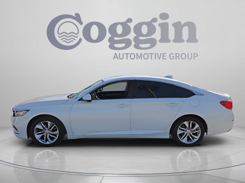 Used 2019 Honda Accord LX image 2