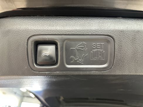 Certified 2022 Ford Expedition Max Limited image 32