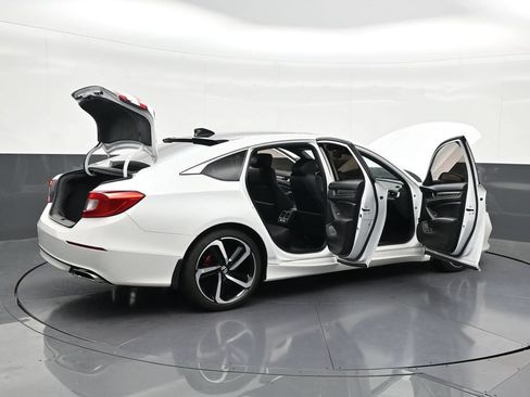 Used 2022 Honda Accord Sport image 30