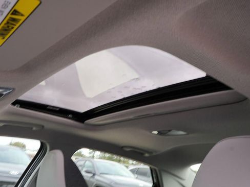 New 2026 Hyundai Elantra Limited image 11