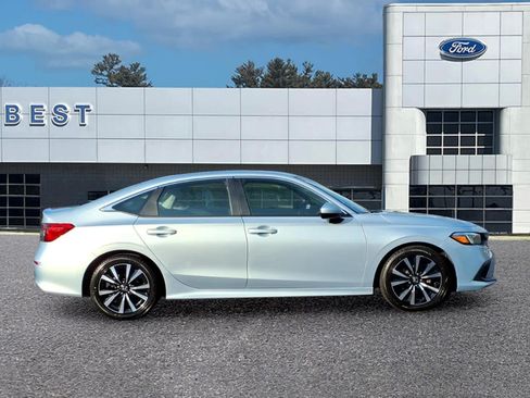 Used 2022 Honda Civic EX image 8