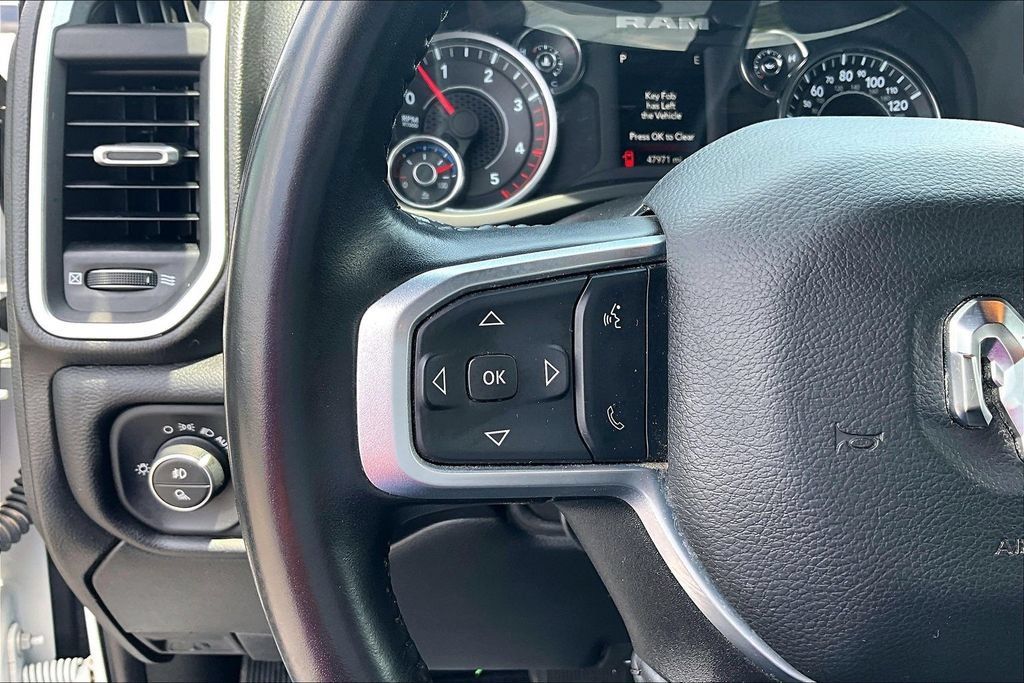 Used 2024 RAM 3500 Big Horn AWD/4WD image 14