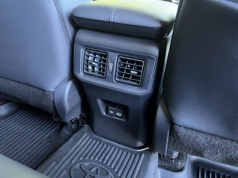 Used 2025 Toyota RAV4 XLE Premium w/ Weather Package AWD/4WD image 15