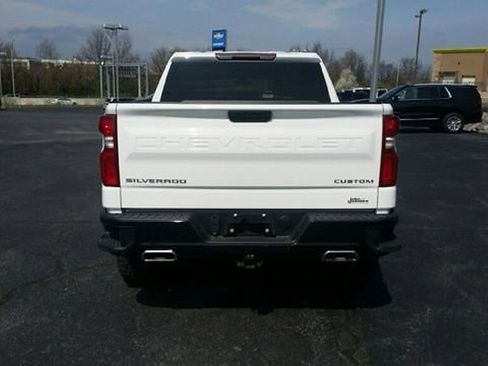 Used 2020 Chevrolet Silverado 1500 Custom Trail Boss w/ Custom Convenience Package image 6