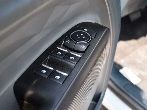 New 2025 Ford Maverick XLT w/ XLT Luxury Package image 24