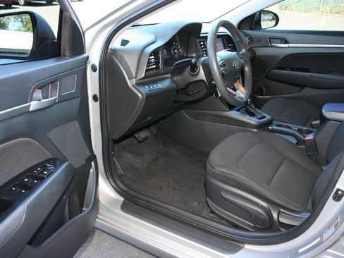 Used 2020 Hyundai Elantra SEL w/ Cargo Package (C1) FWD image 12