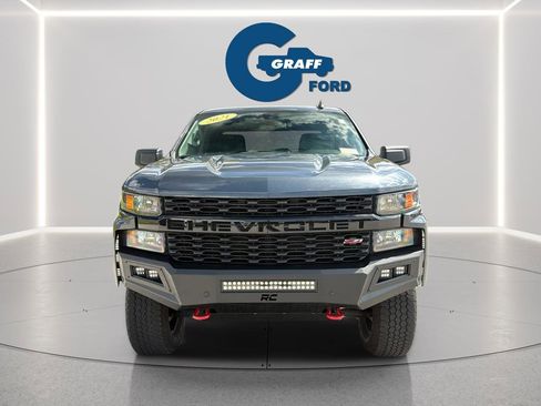 Used 2021 Chevrolet Silverado 1500 Custom Trail Boss w/ Safety Confidence Package AWD/4WD image 3