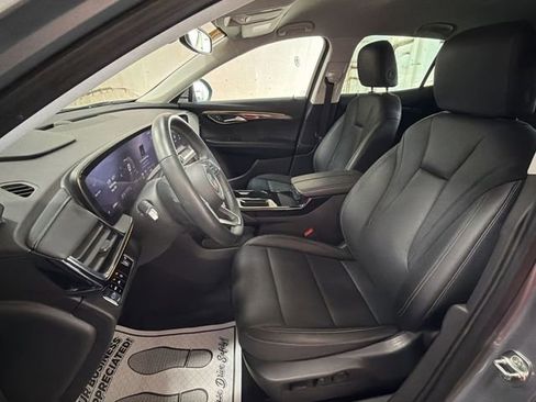 Used 2024 Buick Envision Preferred AWD/4WD image 11