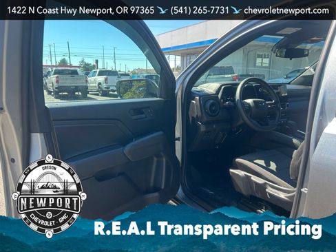 Used 2025 Chevrolet Colorado Trail Boss AWD/4WD image 12