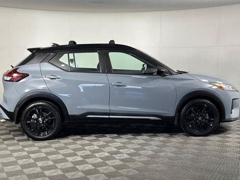 Certified 2021 Nissan Kicks SR w/ Interior Electronics Package FWD image 1