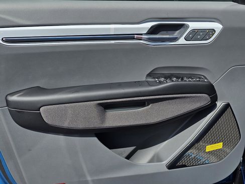 New 2026 Kia EV9 Land w/ Nightfall Edition Package image 31