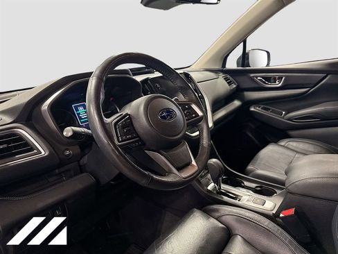 Used 2023 Subaru Ascent Limited w/ Technology Package AWD/4WD image 9
