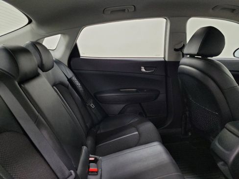 Used 2019 Kia Optima S FWD image 19