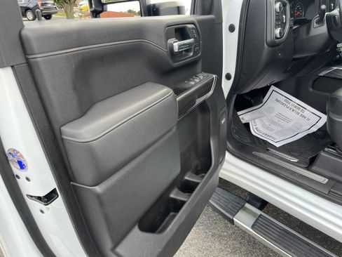 Used 2020 Chevrolet Silverado 2500 LTZ w/ LTZ Plus Package image 8