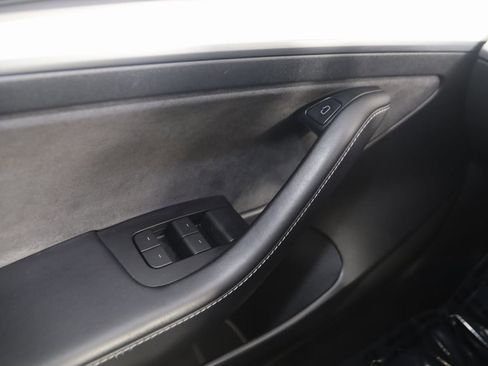 Used 2021 Tesla Model 3 Long Range image 28