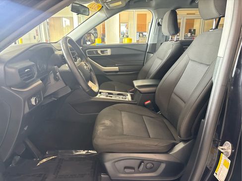 Used 2022 Ford Explorer XLT AWD/4WD image 22