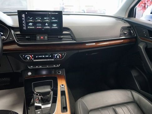 Used 2022 Audi Q5 2.0T Premium Plus image 11