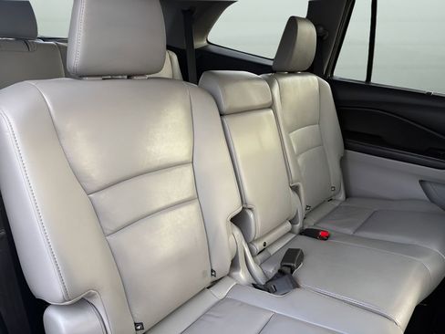 Used 2021 Honda Pilot Special Edition image 14