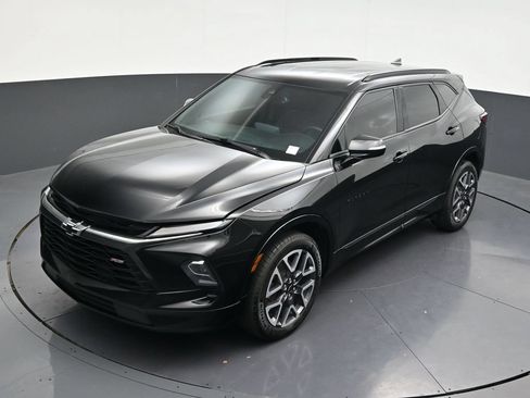 Used 2023 Chevrolet Blazer RS w/ Enhanced Convenience Package FWD image 16
