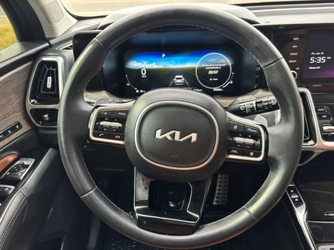Used 2023 Kia Sorento SX Prestige AWD/4WD image 13