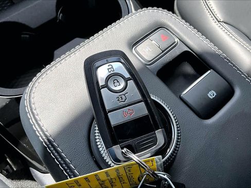 Used 2024 Ford Mustang Mach-E Select w/ Comfort Package Lite AWD/4WD image 13