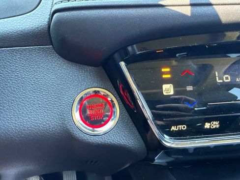 Used 2022 Honda HR-V EX image 6