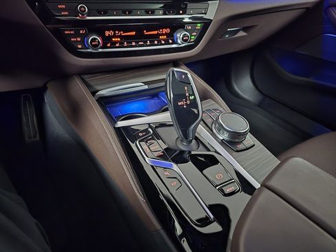 Certified 2023 BMW M550i xDrive w/ Parking Assistance Package image 32