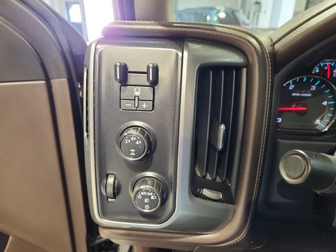 Used 2016 Chevrolet Silverado 2500 LTZ w/ Duramax Plus Package image 13