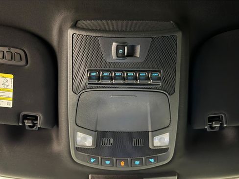 Used 2022 Ford F250 Lariat w/ Lariat Ultimate Package AWD/4WD image 52