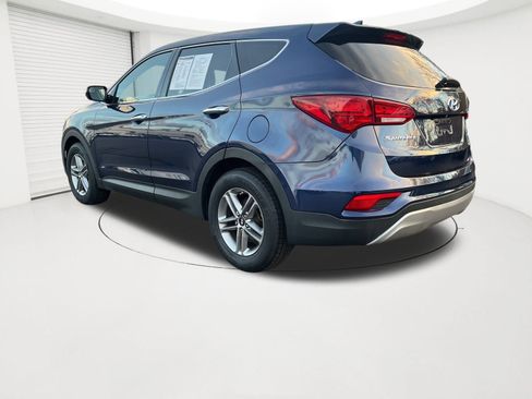 Used 2017 Hyundai Santa Fe Sport image 3