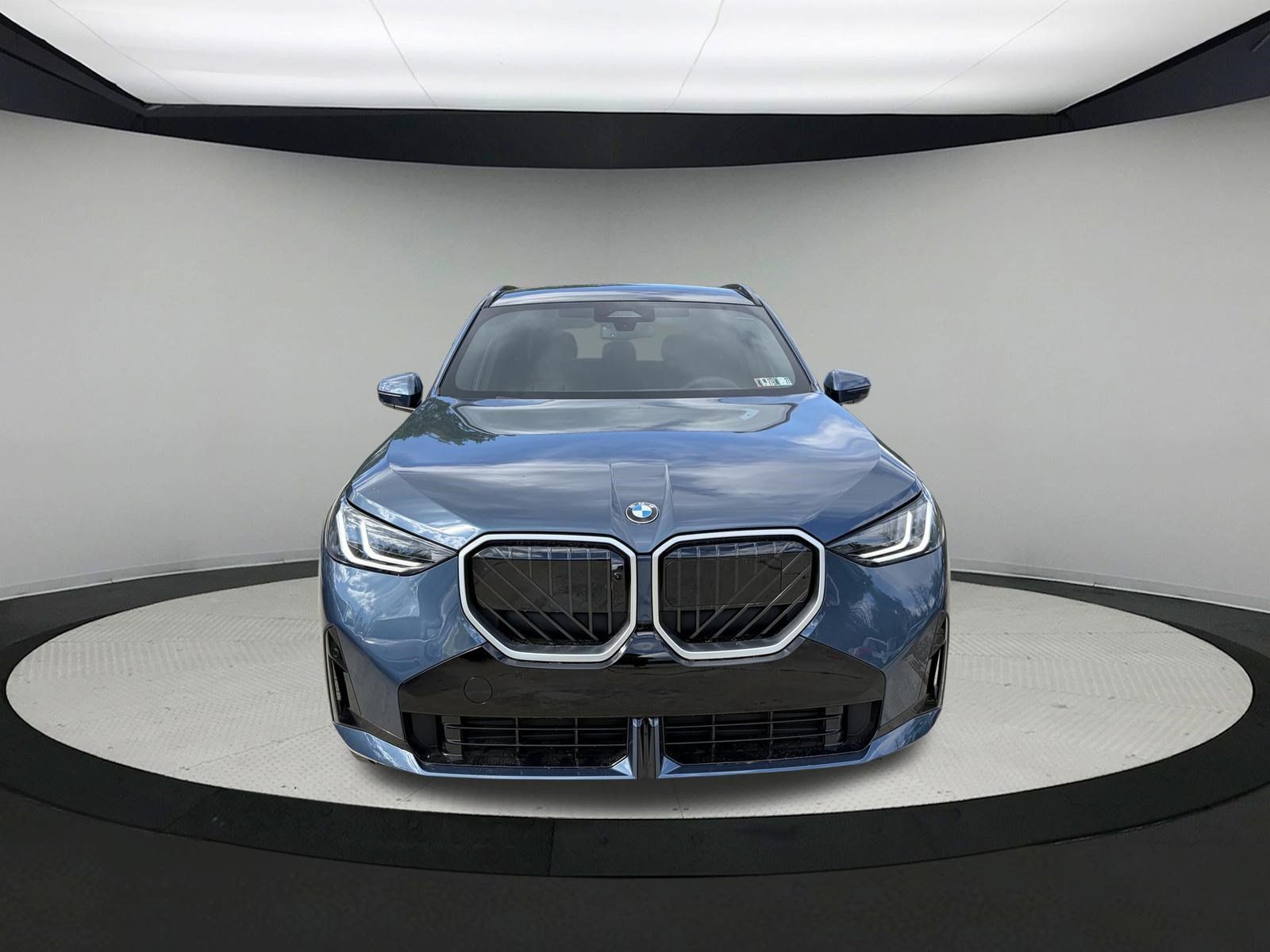 Used 2026 BMW X3 xDrive30i w/ Premium Package AWD/4WD image 2