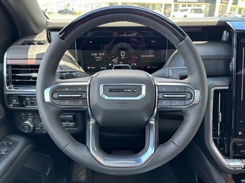 New 2026 GMC Yukon Denali w/ Denali Reserve Package AWD/4WD image 23