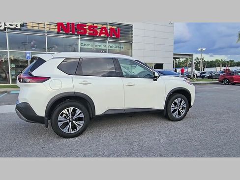 Used 2021 Nissan Rogue SV w/ Premium Package FWD image 35