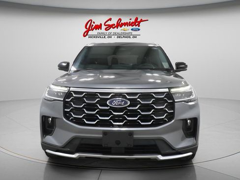 Used 2025 Ford Explorer Platinum w/ LUX Leather Package AWD/4WD image 3