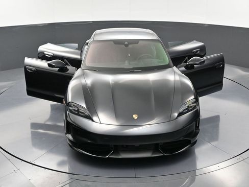 New 2025 Porsche Taycan GTS image 37