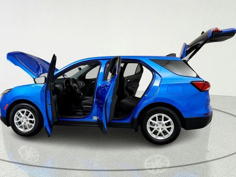 Certified 2024 Chevrolet Equinox LT FWD image 10