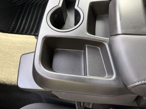 Used 2021 Chevrolet Silverado 1500 Custom image 26