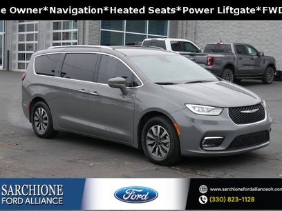 Used 2021 Chrysler Pacifica Touring-L