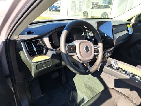 New 2026 Volvo XC60 B5 Plus w/ Protection Package Premier image 5