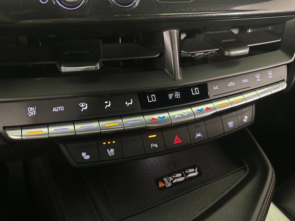 Used 2021 Cadillac CT4 Sport AWD/4WD image 18