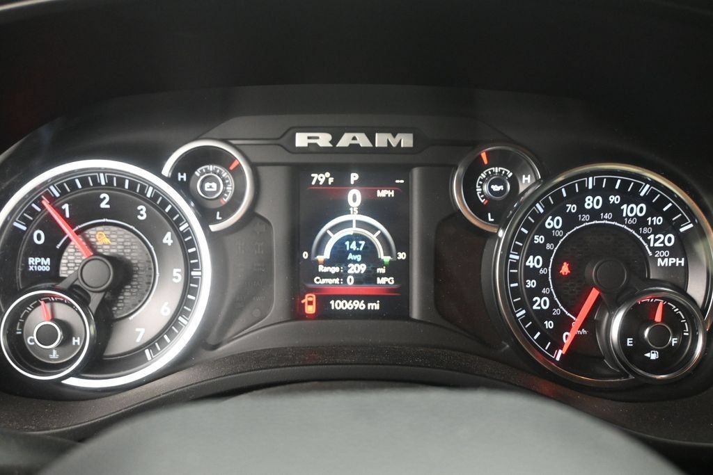Used 2019 RAM 1500 Big Horn RWD image 13