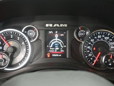 Used 2019 RAM 1500 Big Horn RWD image 13